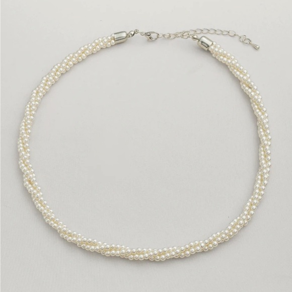 Elegant Pearl Necklace M1502 - Picture 2 of 8